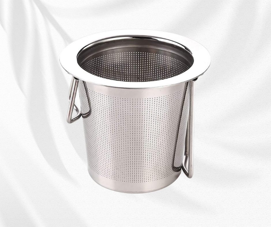 Stainless steel infuser with foldable handle